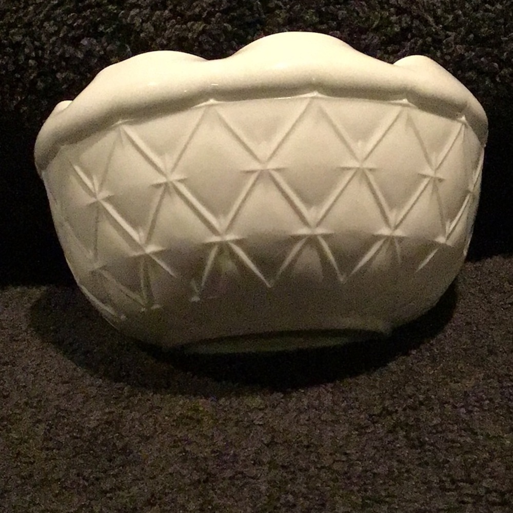 Indian Glass Duett Pattern Quilted
dish